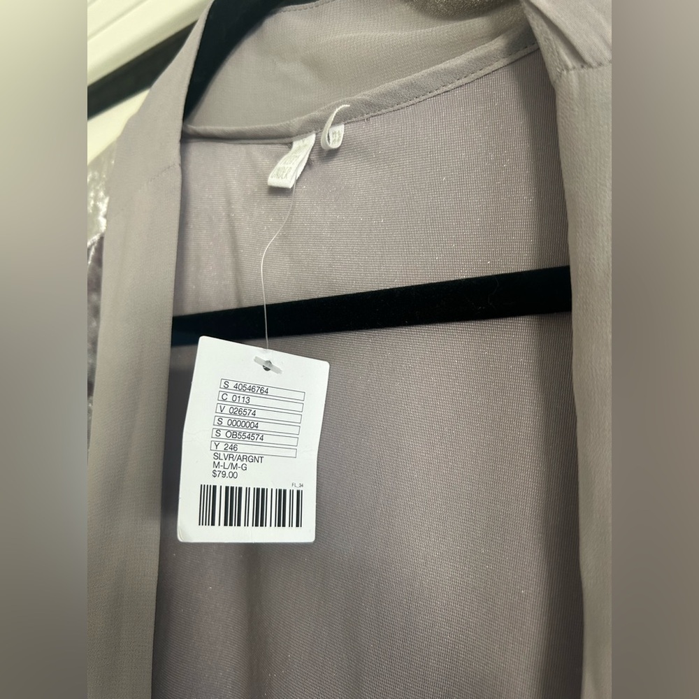 Nwt robe - Picture 5 of 6